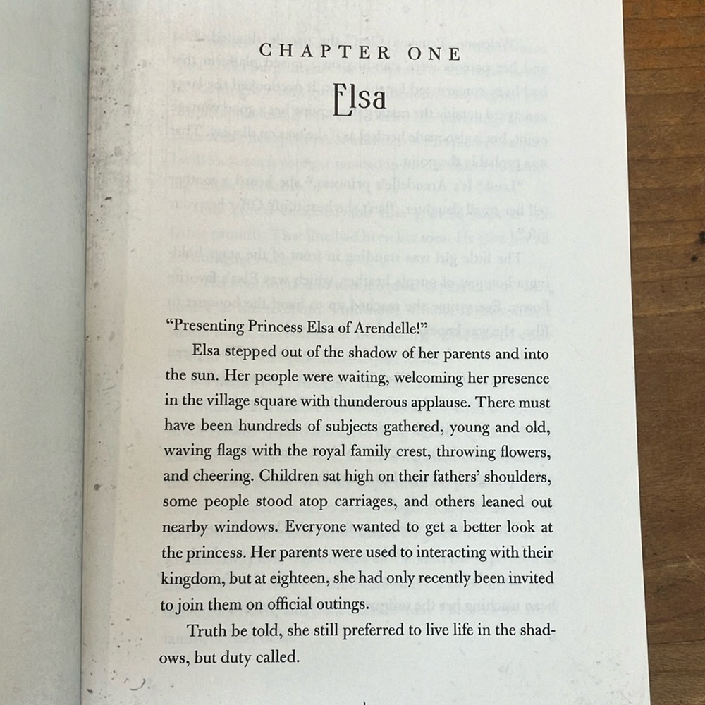 Disney Conceal, Don't Feel ( a twisted Anna & Elsa tale - )  Book Jen Calonita - Picture 5 of 7